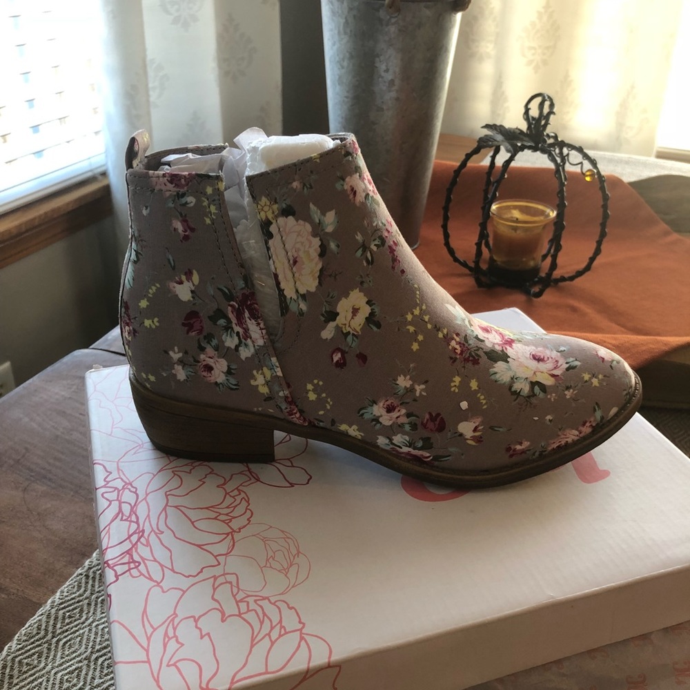 Floral Print Booties